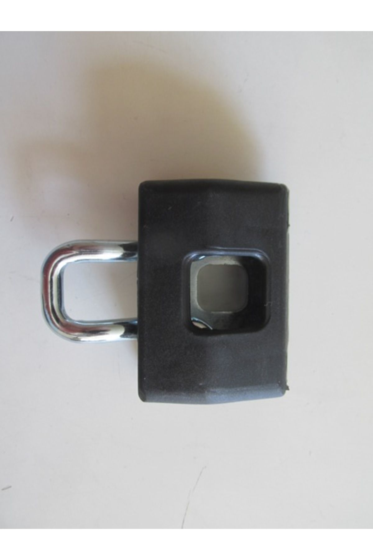 Renault Symbol 13/21 Arka Bagaj Kapağı Kilit Karşılığı