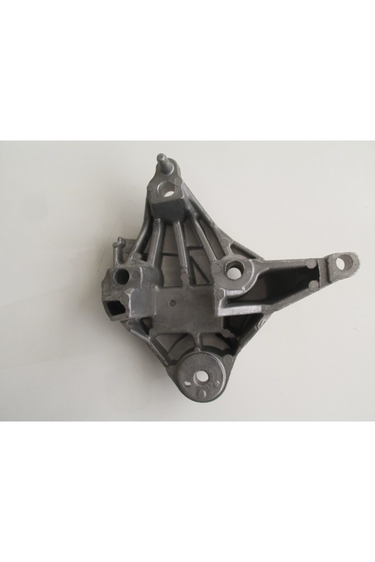 Renault Clio 2 Sd/hb 02/08 Motor Üst Bağlantı Kulağı (Takoz) (Alüminyum)