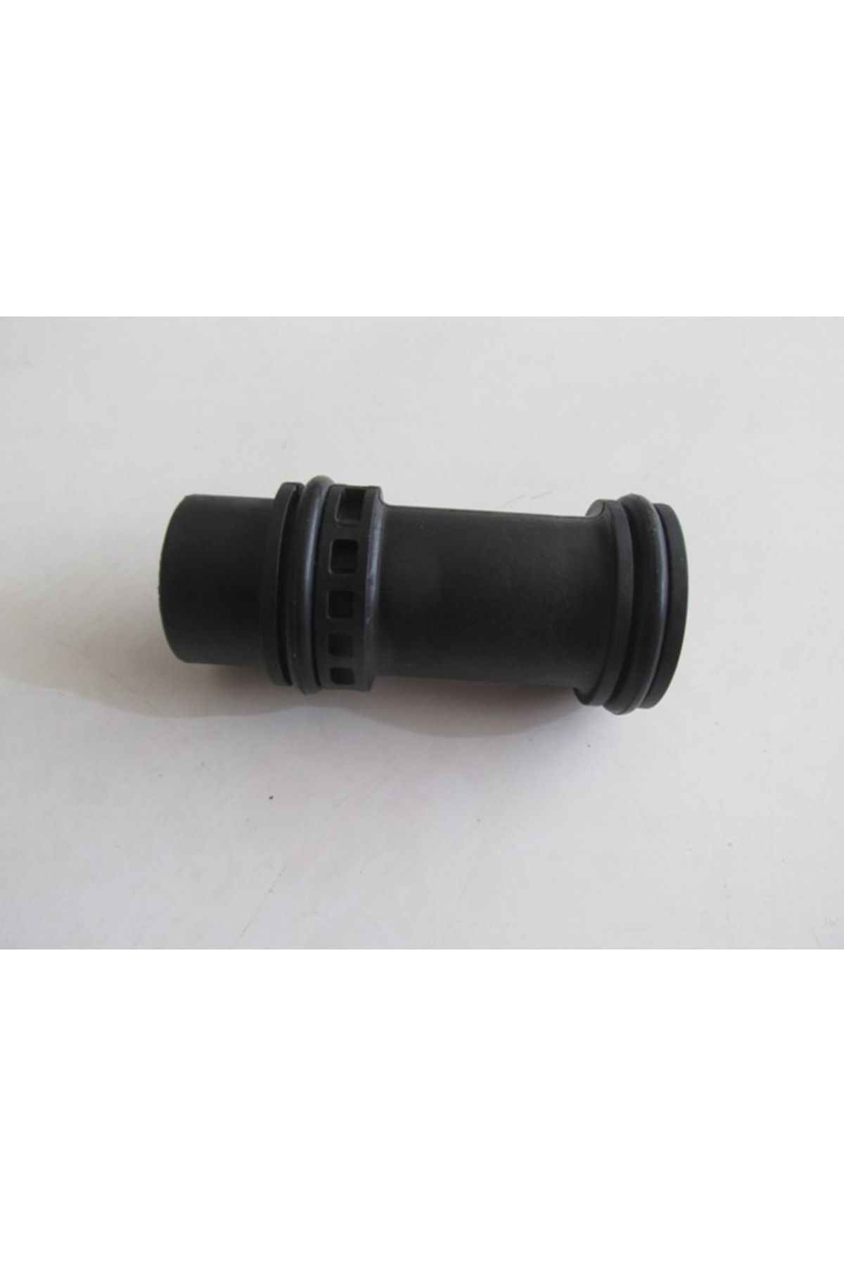 Bmw 5 Serı- E60- 04/10; Yağ Radyatör Hortumu Eşanşör Borusu Kısa 11427802115