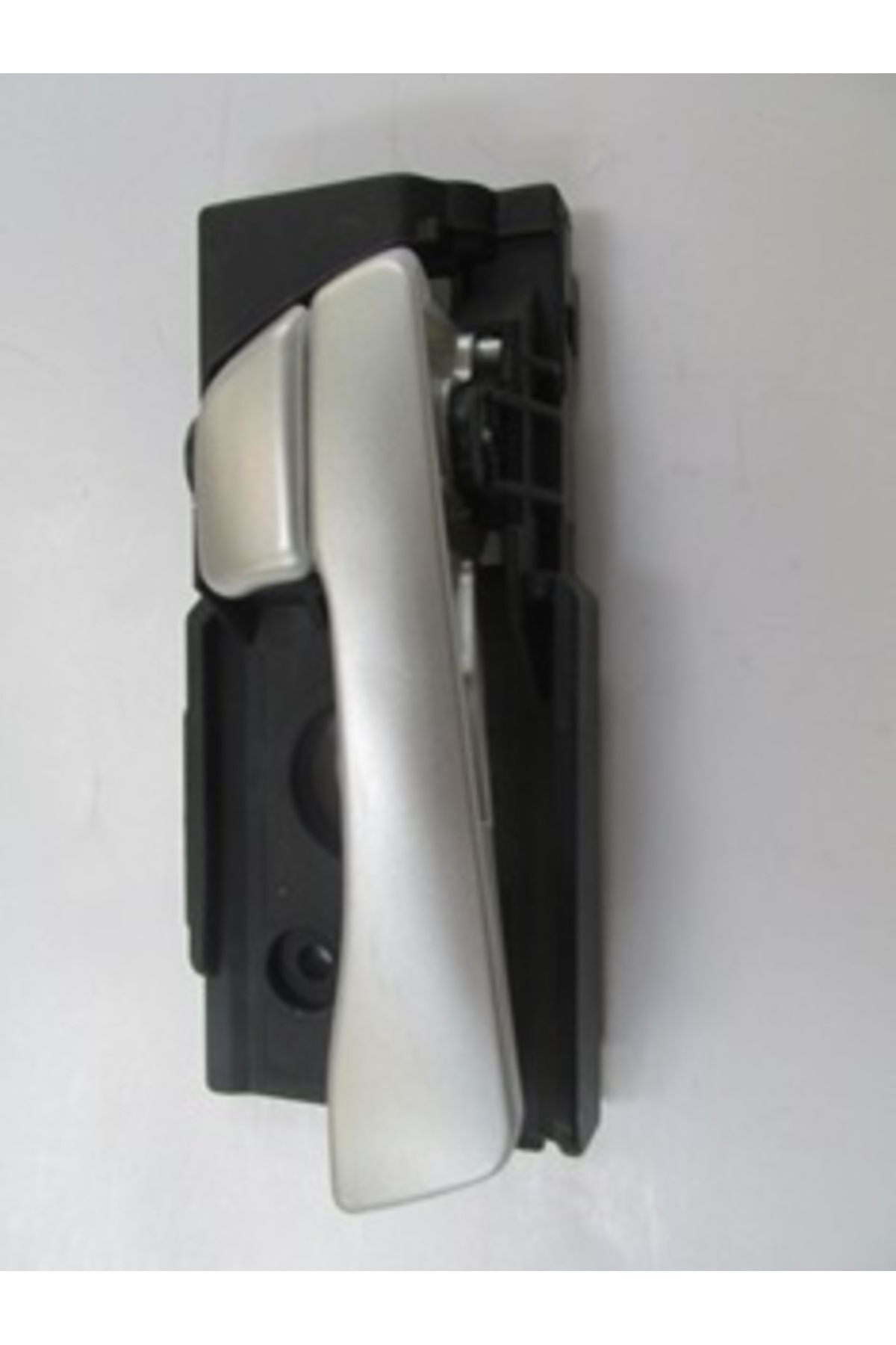 Hyundaı Accent- Blue- 11/18; Ön Kapı Iç Açma Kolu Sağ Siyah (ELCEĞİ GÜMÜŞ GRİ) (HUSHAN) 82620-1r010