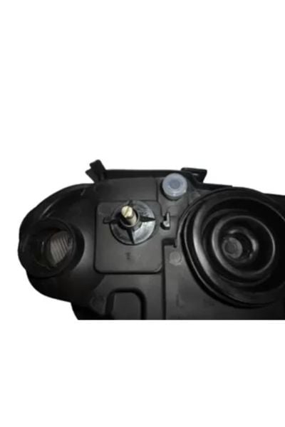 RENAULT MEGANE- 1- 99/00; FAR LAMBASI SOL ELEKTRİKLİ H4 (1REFLEKTÖRLÜ) (FAMELLA)