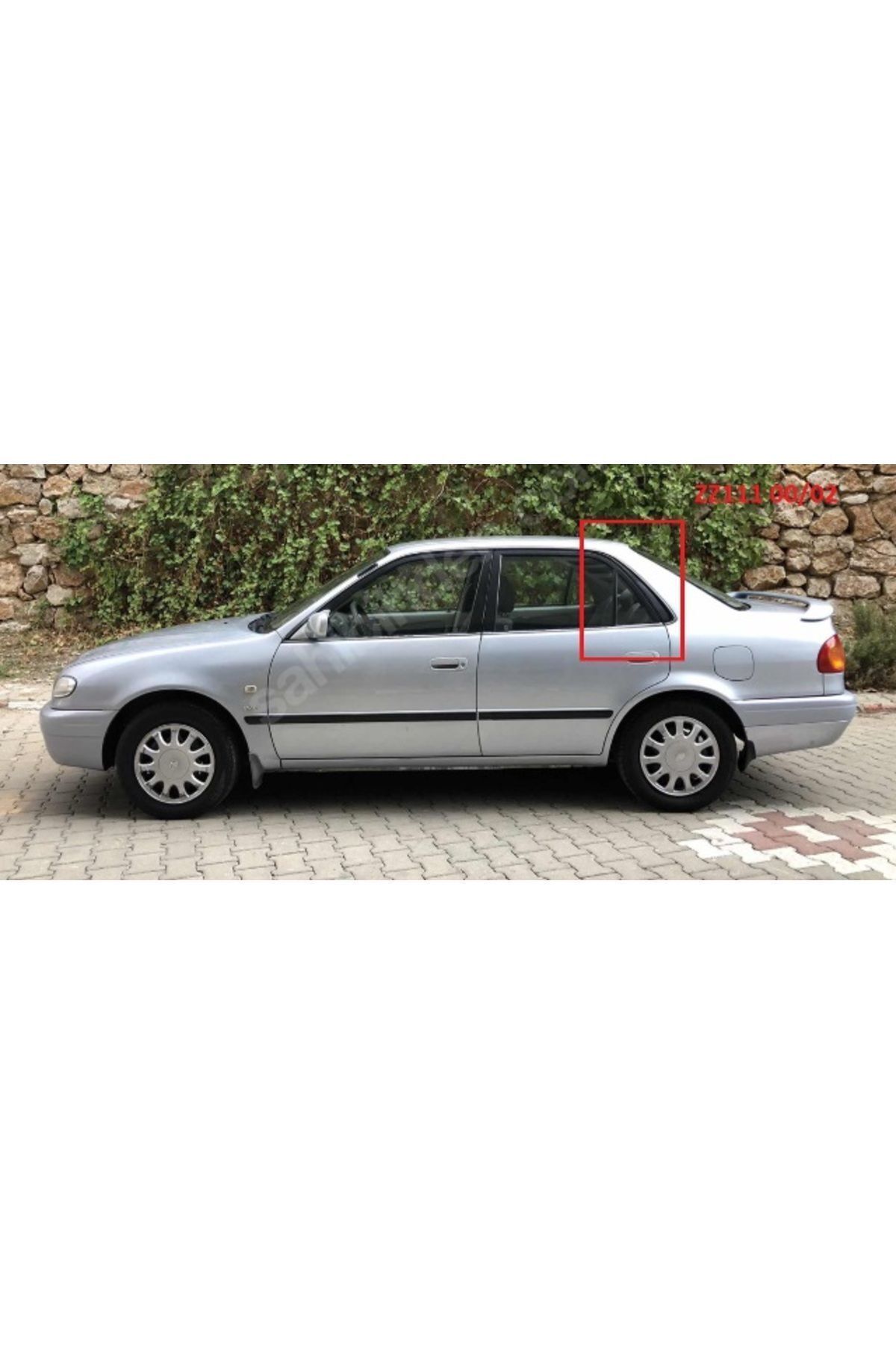 Toyota Corolla Zz111 00/02 Arka Kapı Çıtası (Arka) Sağ/sol Set