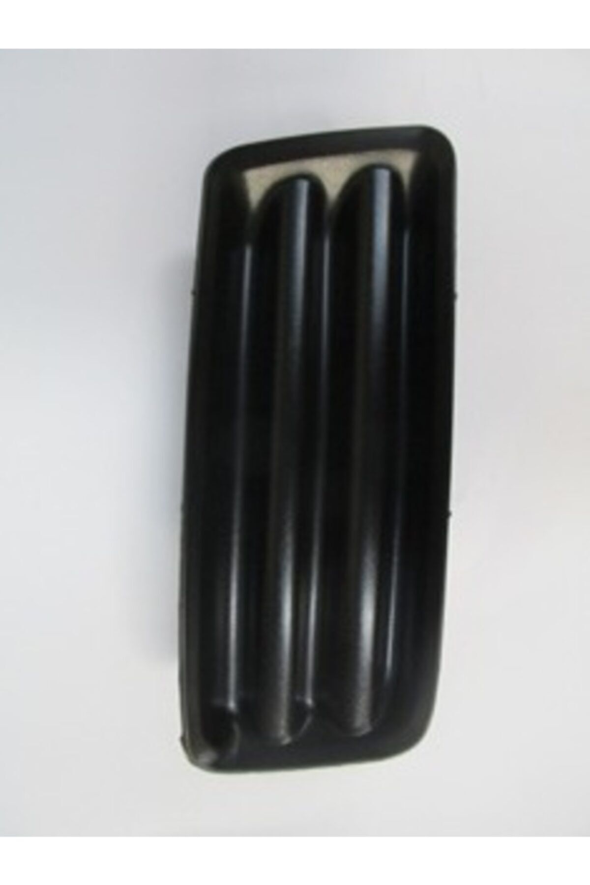 Isuzu D Max- Pıck Up- 04/07; Sis Lamba Kapağı Sol Sis Deliksiz