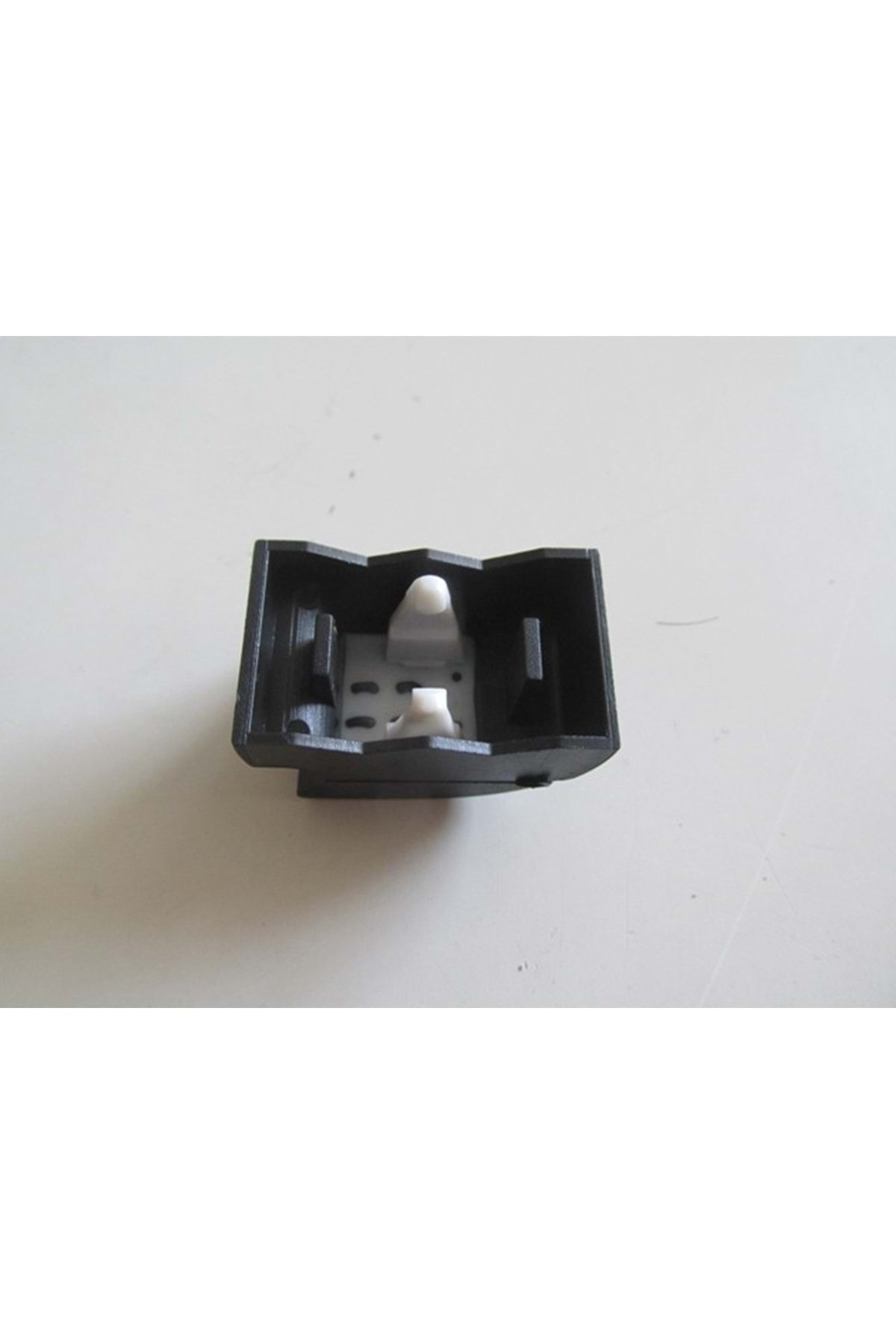 Renault Laguna- 08/12; Ön/arka Cam Düğme Butonu Sol (DÜZ TIRNAK)