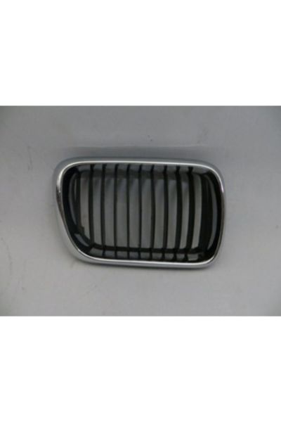 Bmw 3 Serı- E36- Sd/coupe- 94/98; Ön Panjur Sağ Siyah/nikelaj Çerçeveli (TYG) 51138195152