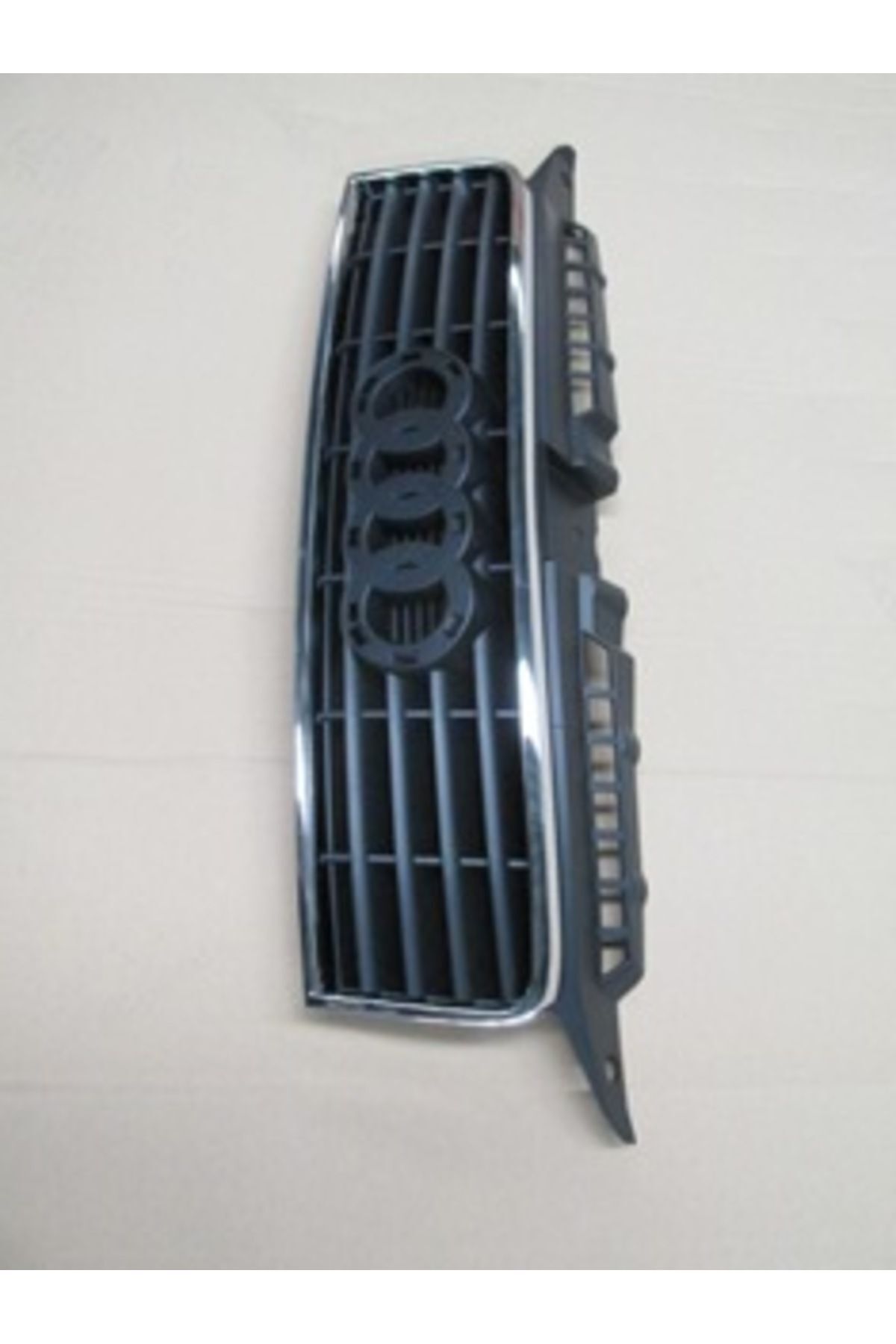 Audı A3- 04/05; Ön Panjur Siyah (NİKELAJ KAPLAMALI) (PHIRA) 8p38536513fz