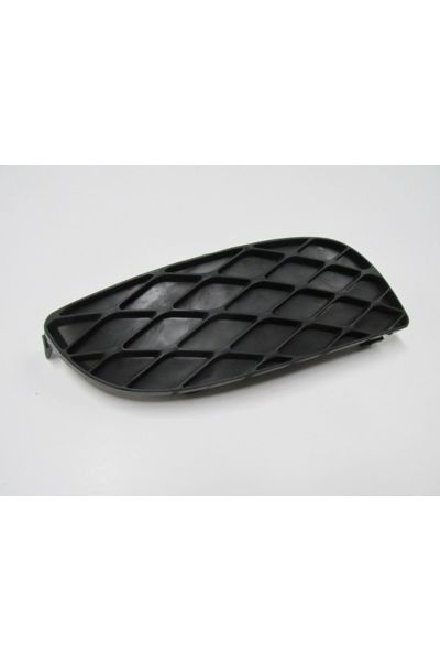 Toyota Yarıs- 02/06; Sis Lamba Kapağı Sağ (SİS DELİKSİZ) (DAMLA GÖZLÜ)(EUROBUMP) 52127-0d050