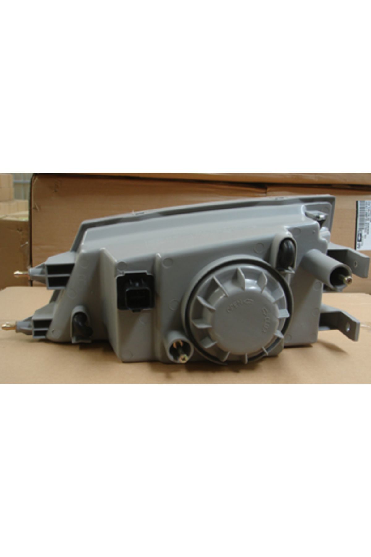 Kia Pregio Minibüs 98/02 Far Lambası Sol Manuel (H4) (Famella)