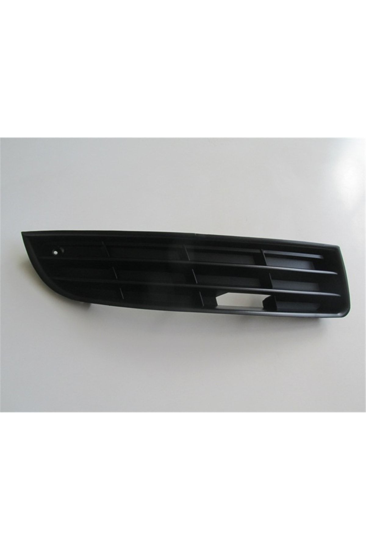 Passat- B6- 05/10; Sis Lamba Kapağı Sağ Siyah Sis Deliksiz (TÜV)(TYG) 3c08536669b9