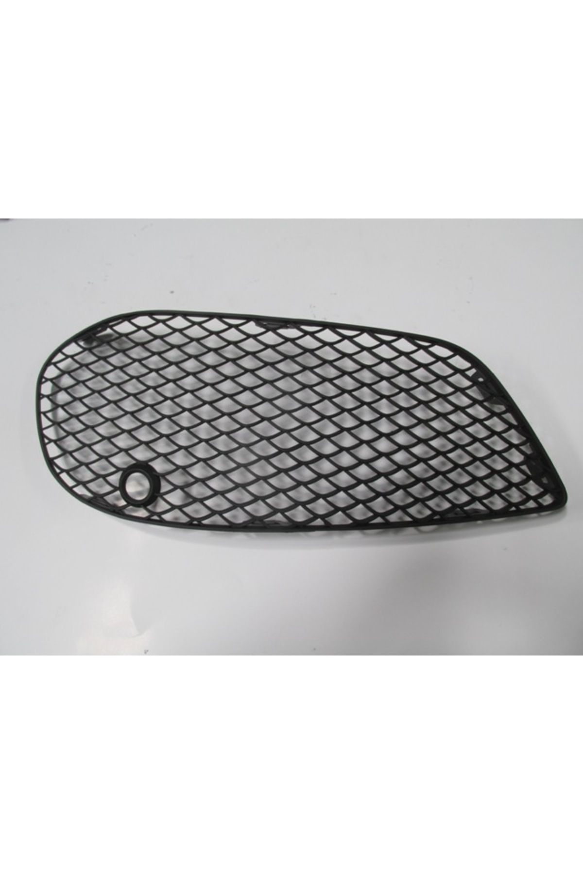 C Class- W205- 14/17; Sis Lamba Kapağı Sol Sis Deliksiz Deliksizamgtw