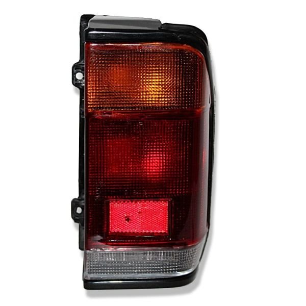 Mazda E2200 1986-1998 Sağ Stop Lambası Duylu Ampullü
