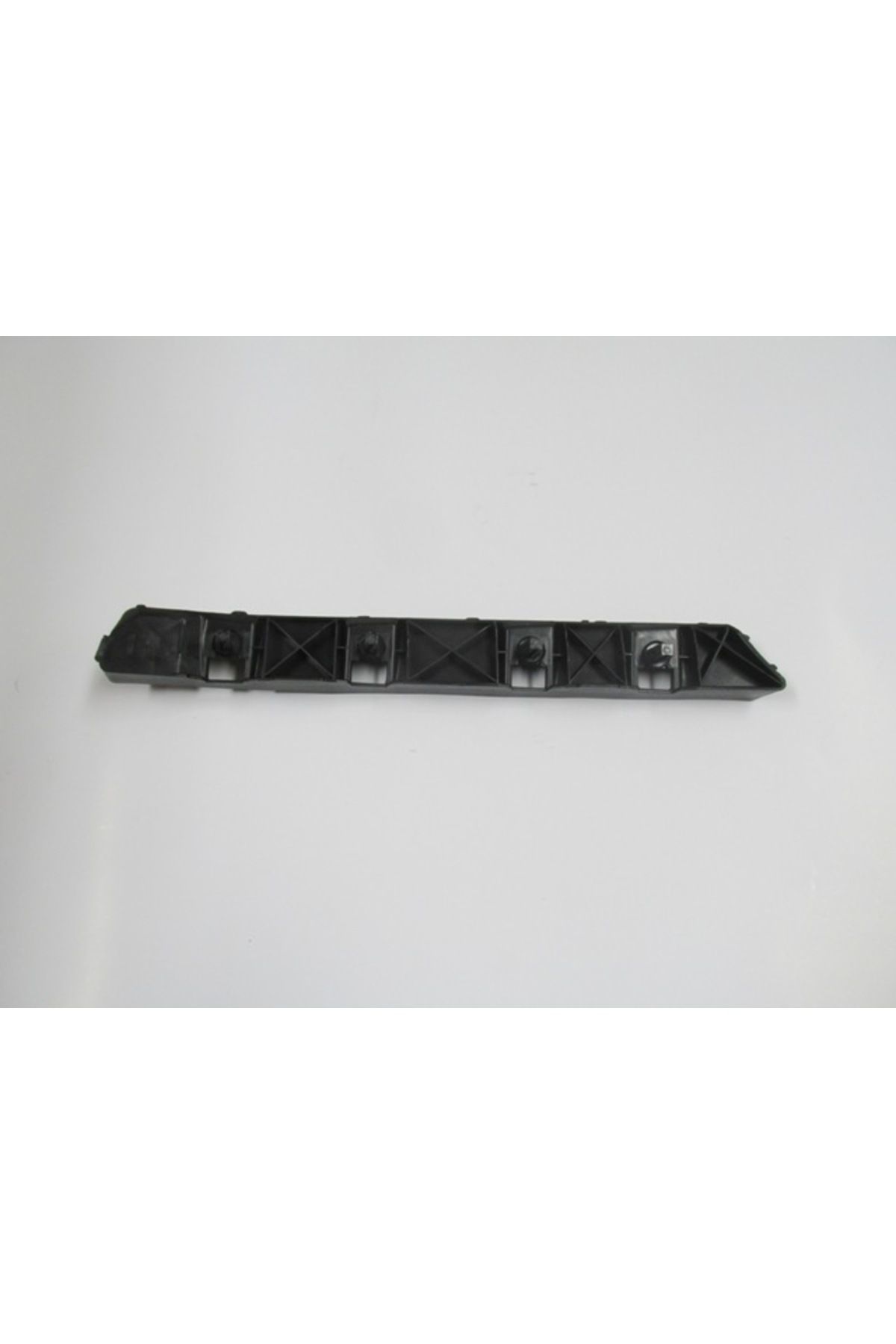 Hyundai Elantra 16/18 Arka Tampon İç Bağlantı Braketi Sağ Plastik (Tw)