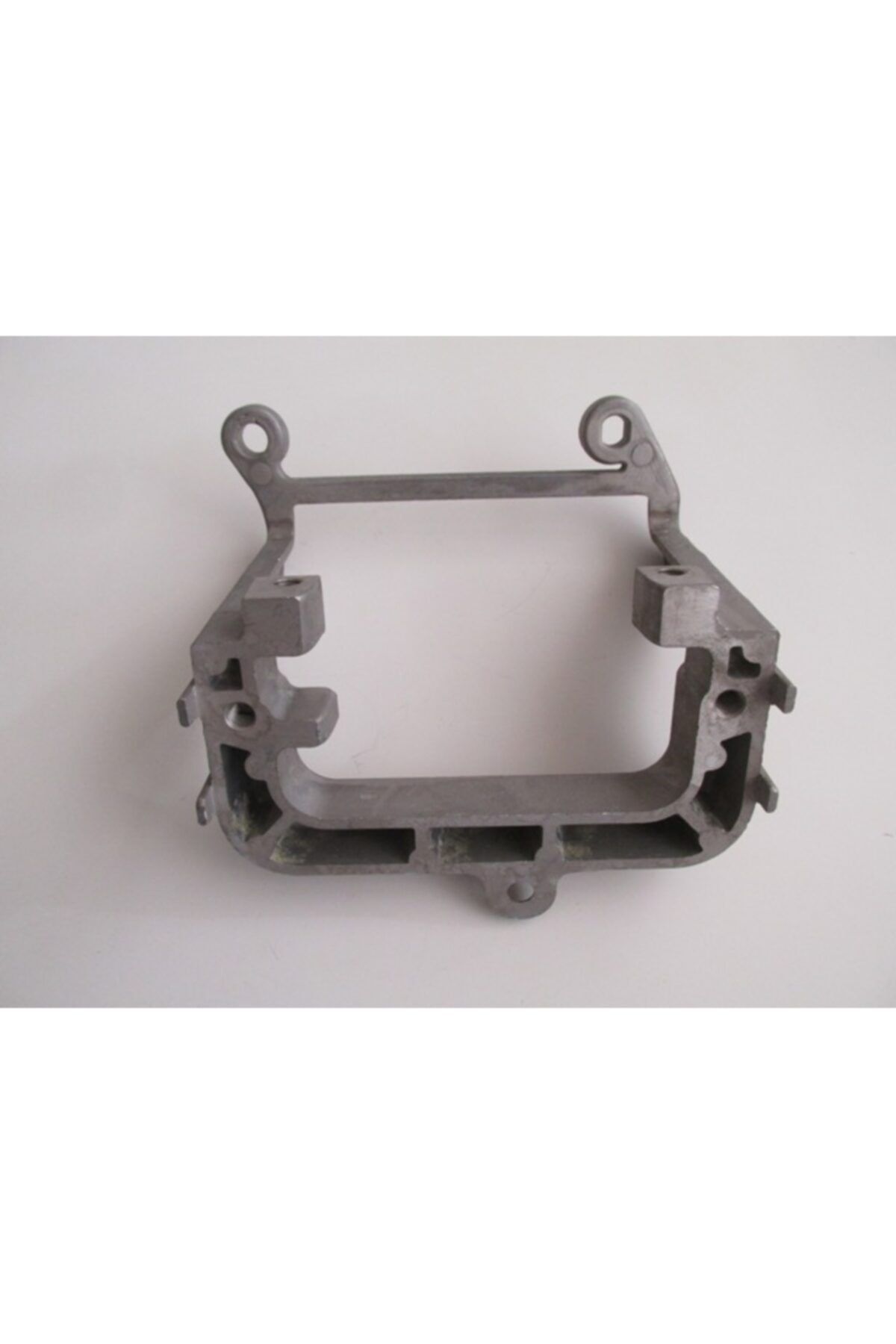 OEM NO 112225095R UYUMLU RENAULT MASTER 3 11/19 MOTOR TAKOZU BAĞLANTI KULAĞI (ALÜMİNYUM)