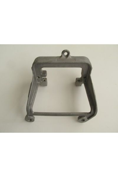 OEM NO 112225095R UYUMLU RENAULT MASTER 3 11/19 MOTOR TAKOZU BAĞLANTI KULAĞI (ALÜMİNYUM)