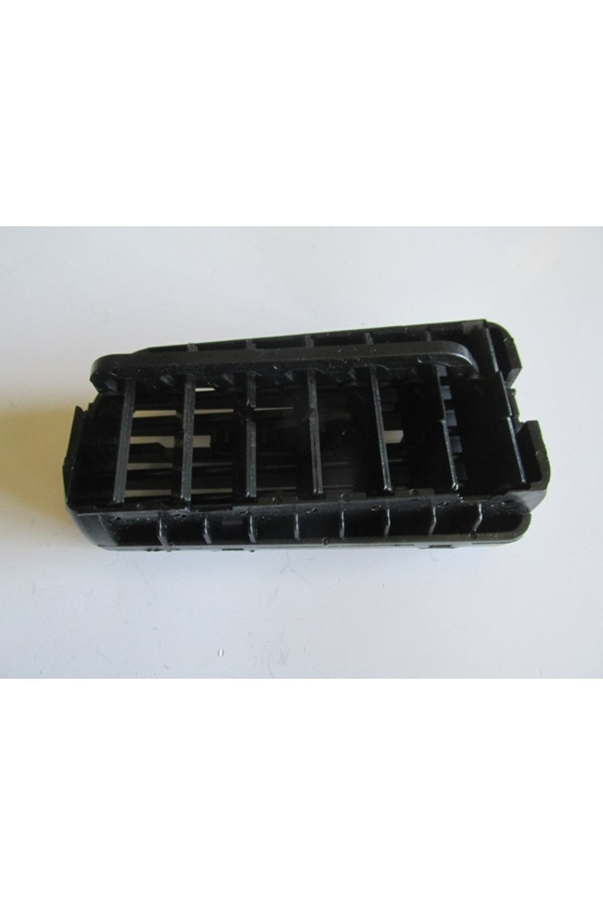 Fıat Lınea Uyumlu Classıc- 06/15; Ön Göğüs Orta Üfleme Peteği Sağ (difizör)-735491770