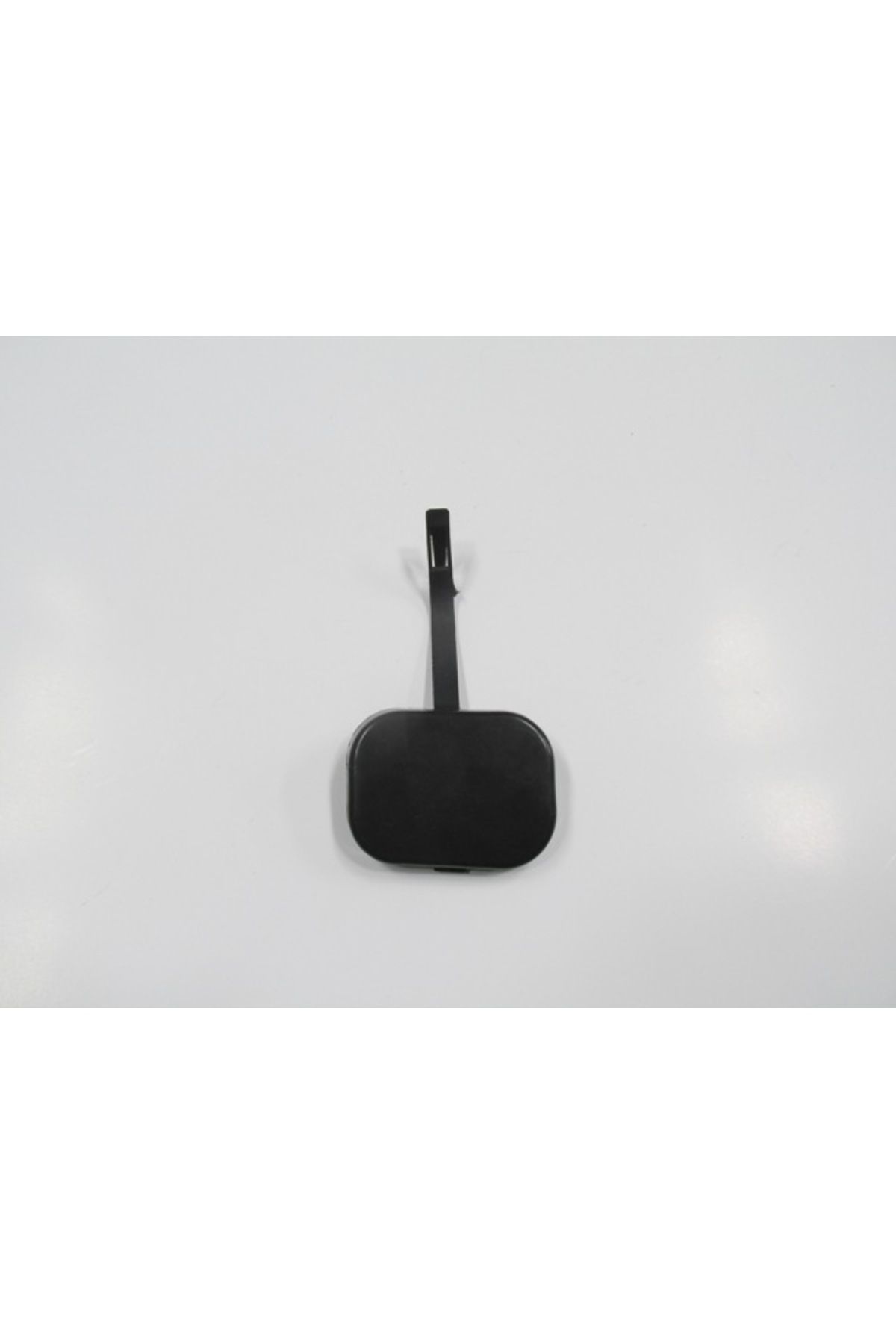 Peugeot 307 01/05 Arka Tampon Çeki Demiri Kapağı