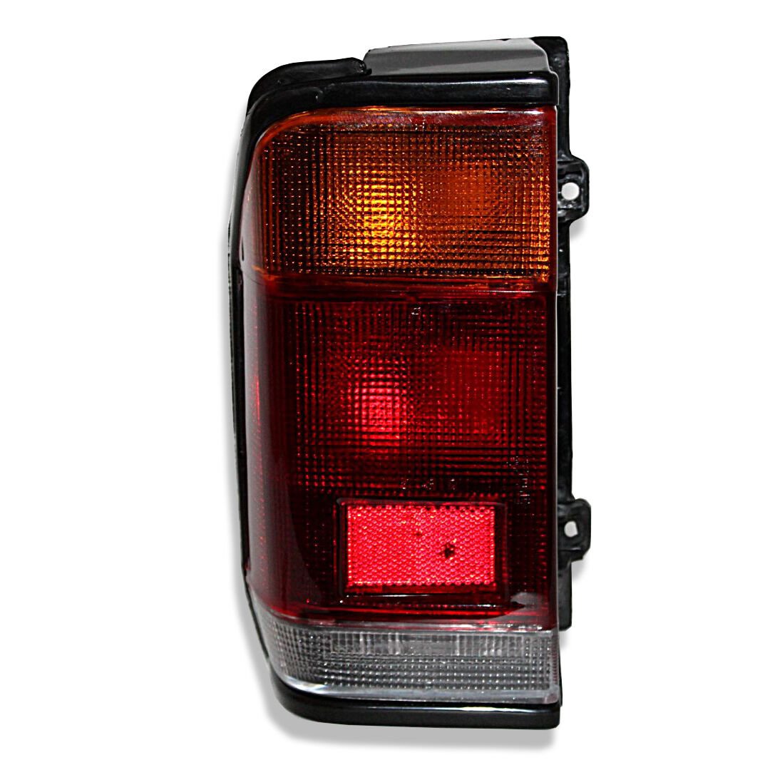Mazda E2200 1986-1998 Sol Stop Lambası Duylu Ampullü