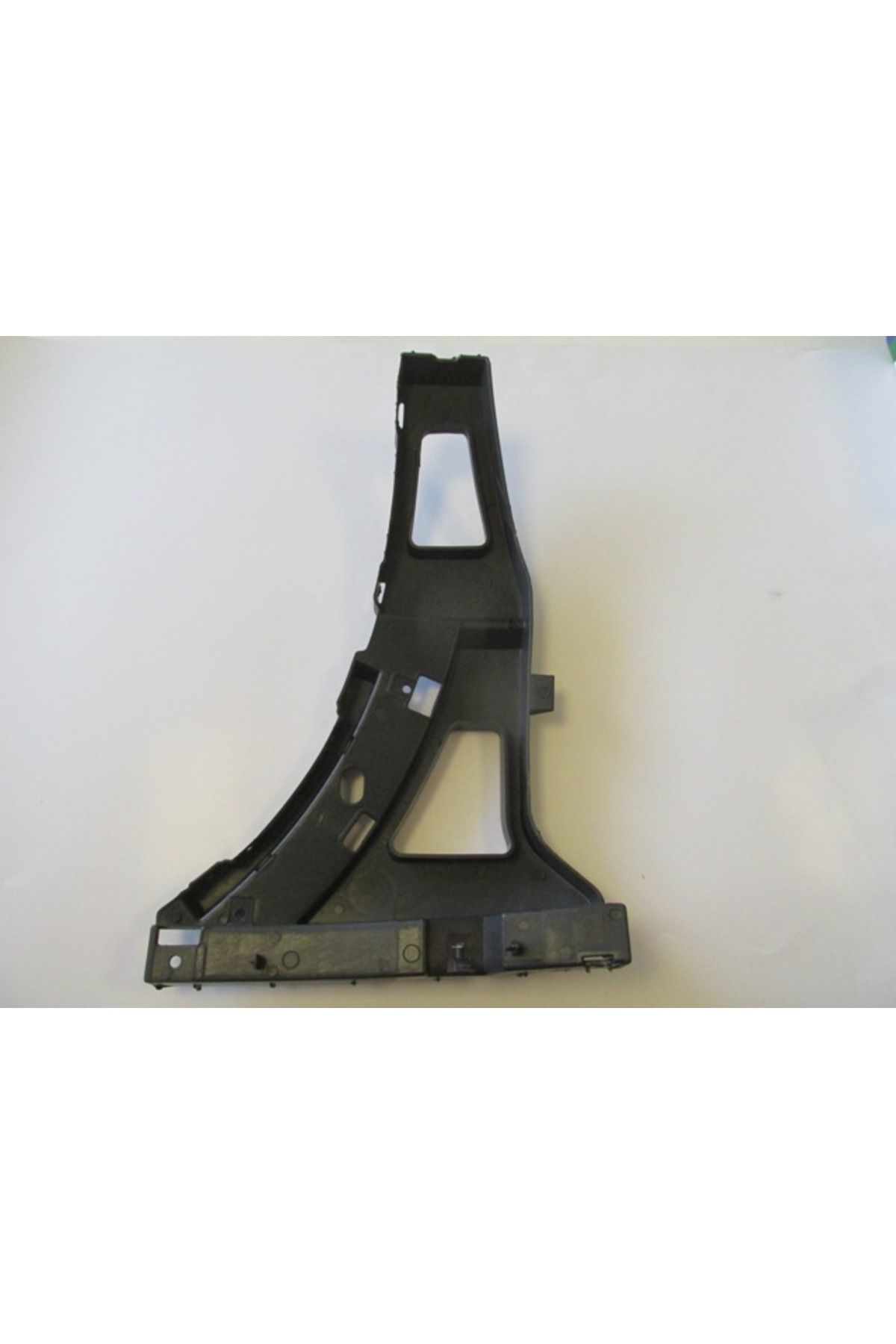 Ford Transit V363 14/19 Ön Tampon İç Bağlantı Braketi Sağ (Tek Tırnak)