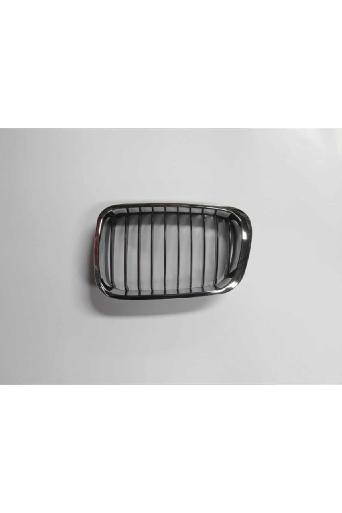 Bmw 3 Seri E46 Sd 98/01 Ön Panjur Sol Siyah/nikelaj Çerçeveli (Tw)