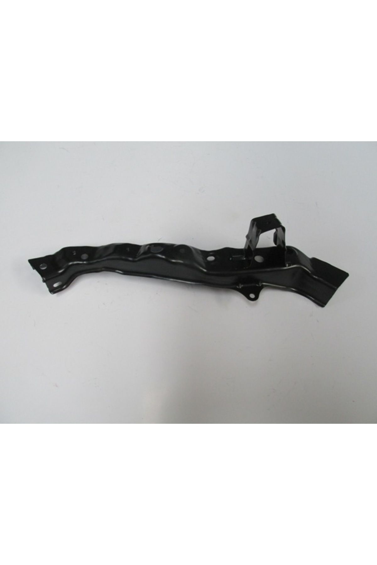 Toyota Auris 07/10 Ön Panel Üst Parça Sağ (Tyg)